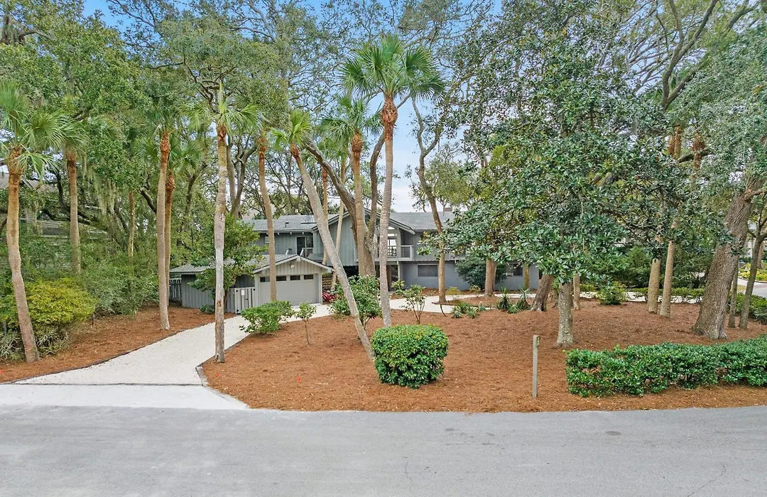 Large Oceanfront Pool ~ Classically Updated Historic Beach Home ~ 2 E. Beach Lagoon-1